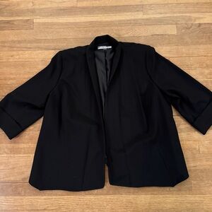 Jones Studio black open front 3/4 sleeve blazer jacket size 16W
 b63
